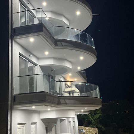 Sun George Bed & Breakfast Himarë Dış mekan fotoğraf